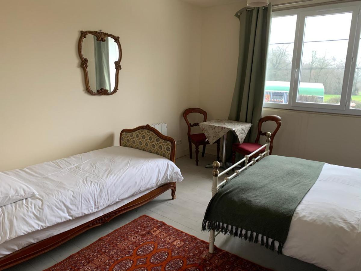 Bar 145 Motel Droux Luaran gambar